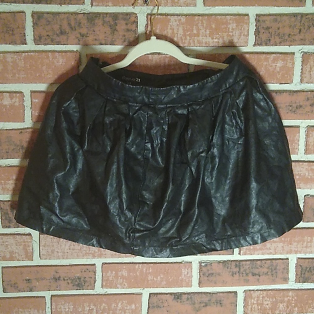 Forever 21 faux leather skirt